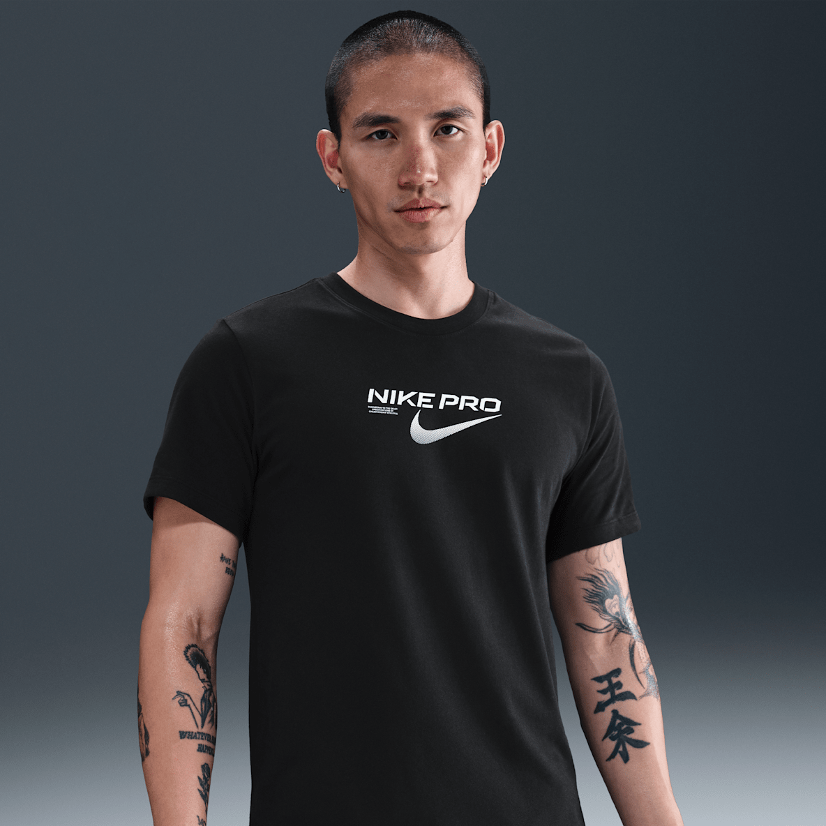 NIKE公式】 メンズ Tシャツ & トップス【ナイキ公式通販】